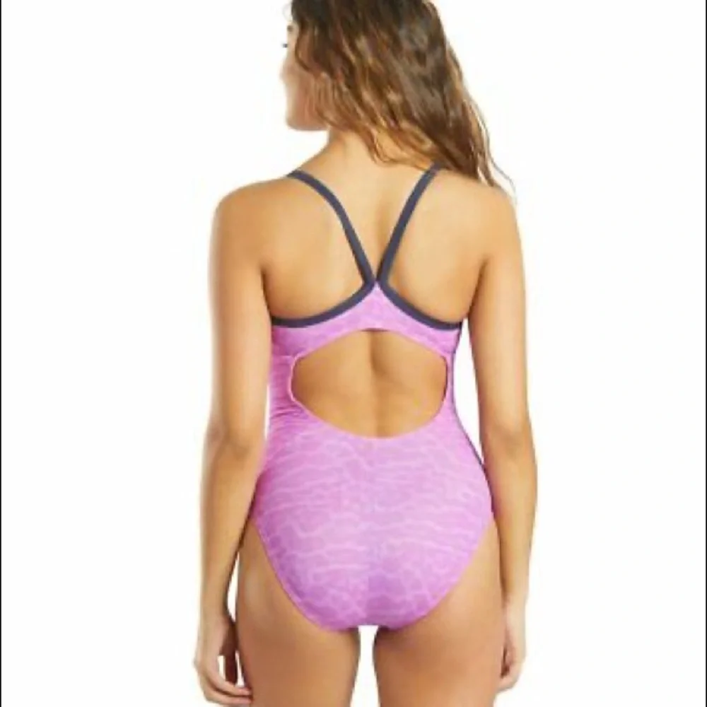 Nike Wild One Animal Print Sporty Swim Swimsuit NWT